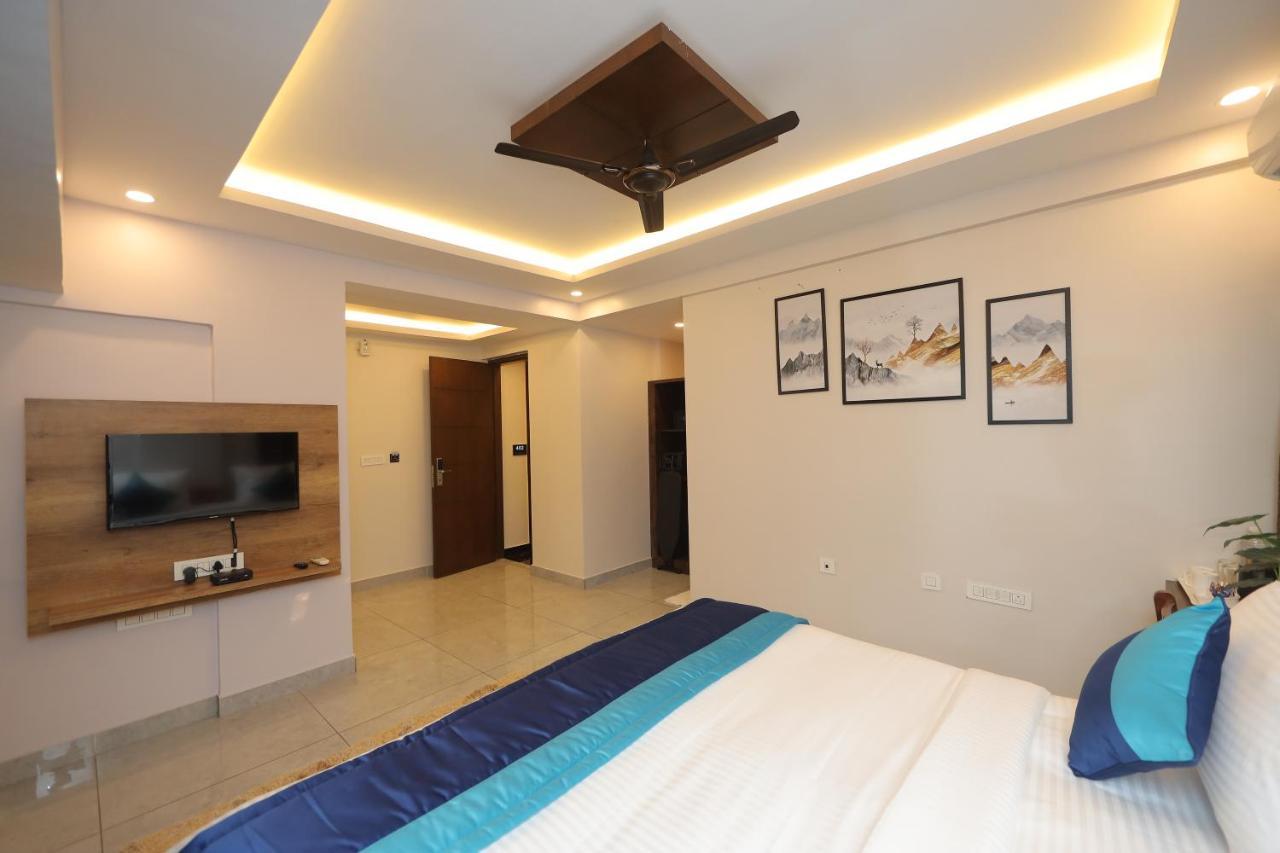 Vovo Hotels Yelahanka Екстер'єр фото