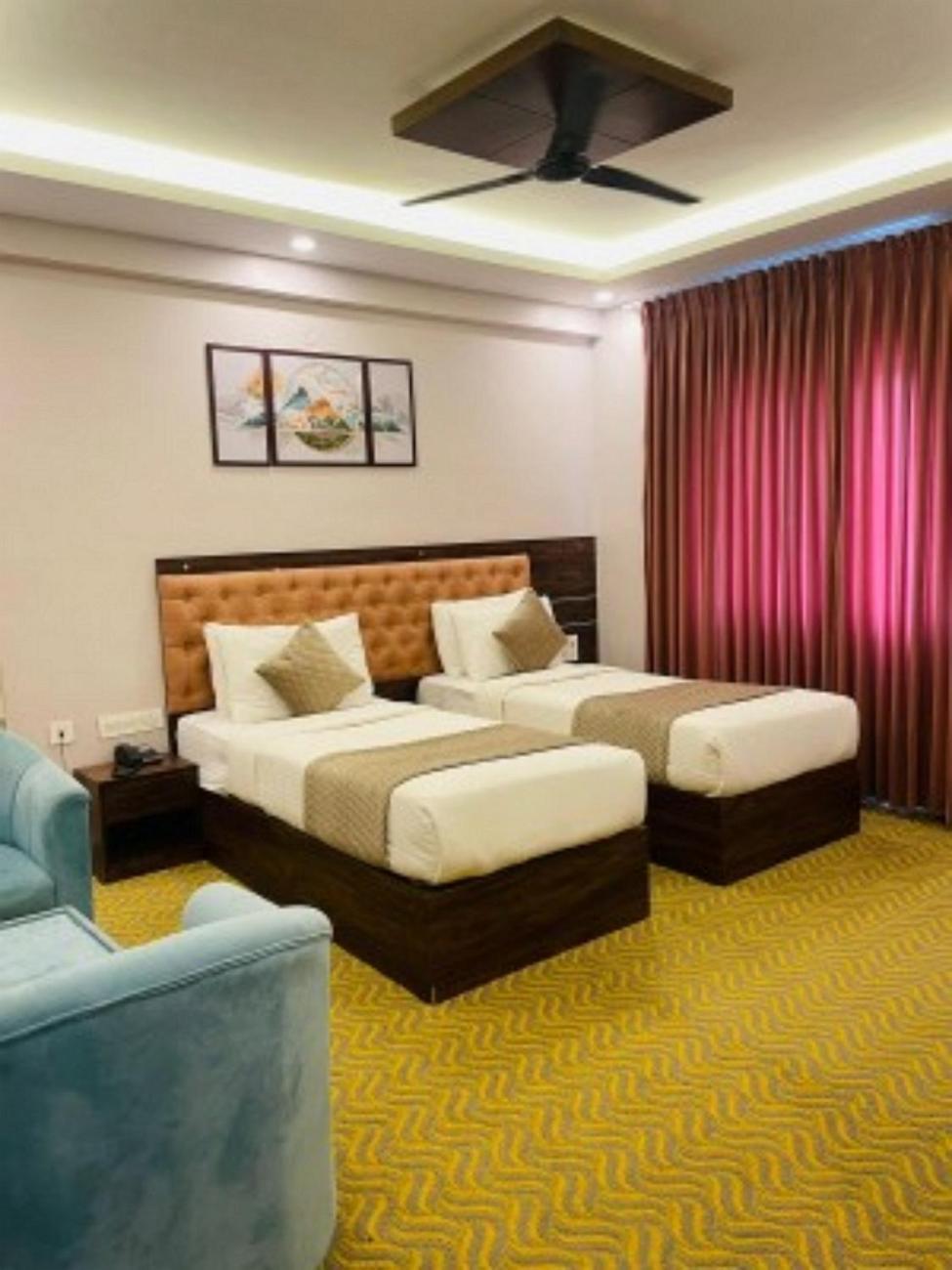 Vovo Hotels Yelahanka Екстер'єр фото