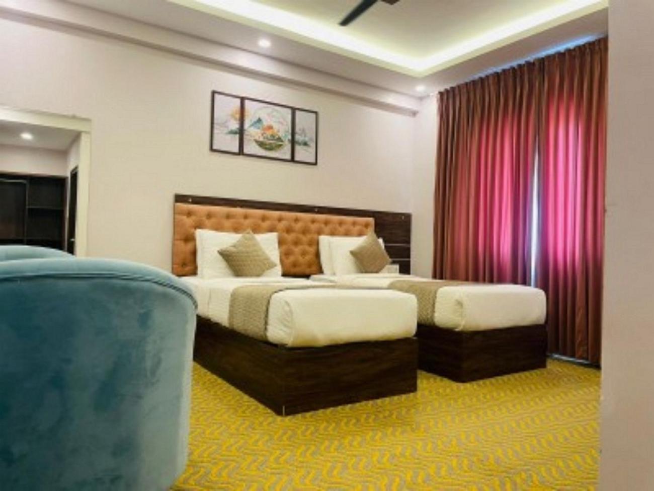 Vovo Hotels Yelahanka Екстер'єр фото