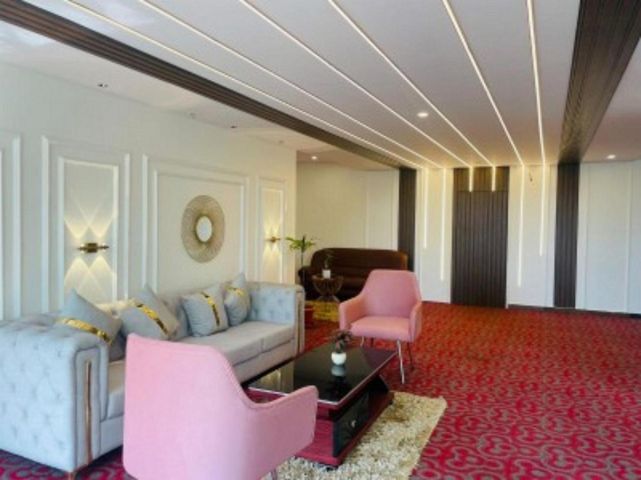 Vovo Hotels Yelahanka Екстер'єр фото