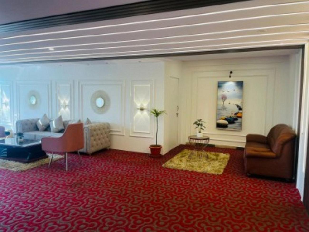 Vovo Hotels Yelahanka Екстер'єр фото